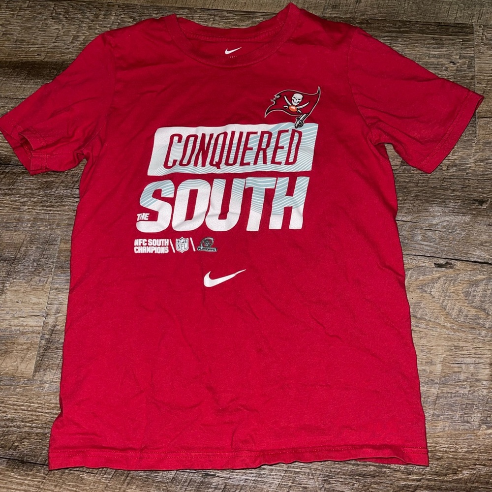 Boys Tampa Bay Buccaneers Nike Shirt